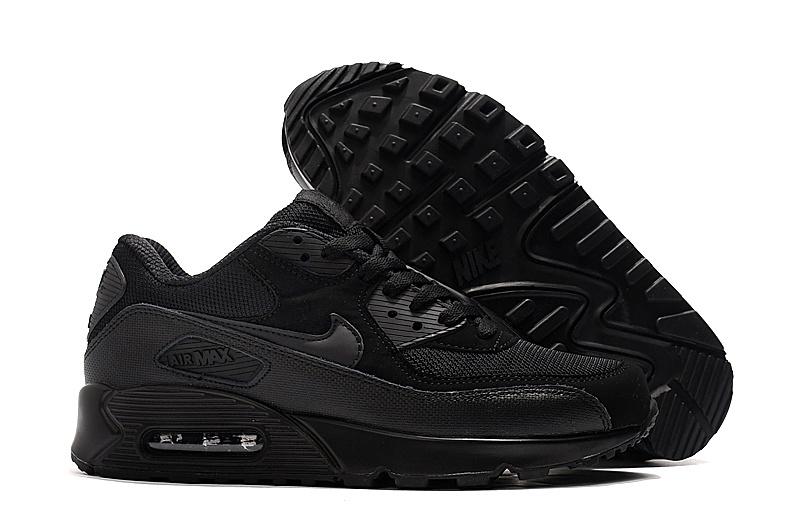 Air Max 90 "Triple Black"
