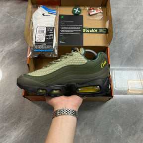 Corteiz x Nike Air Max 95 "Gutta Green"