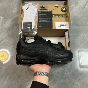 Air Max 95 "Triple Black"