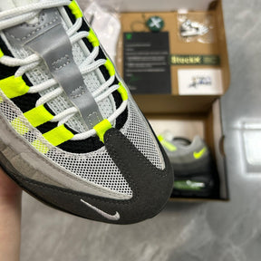 Nike Air Max Plus 95 “Neon”