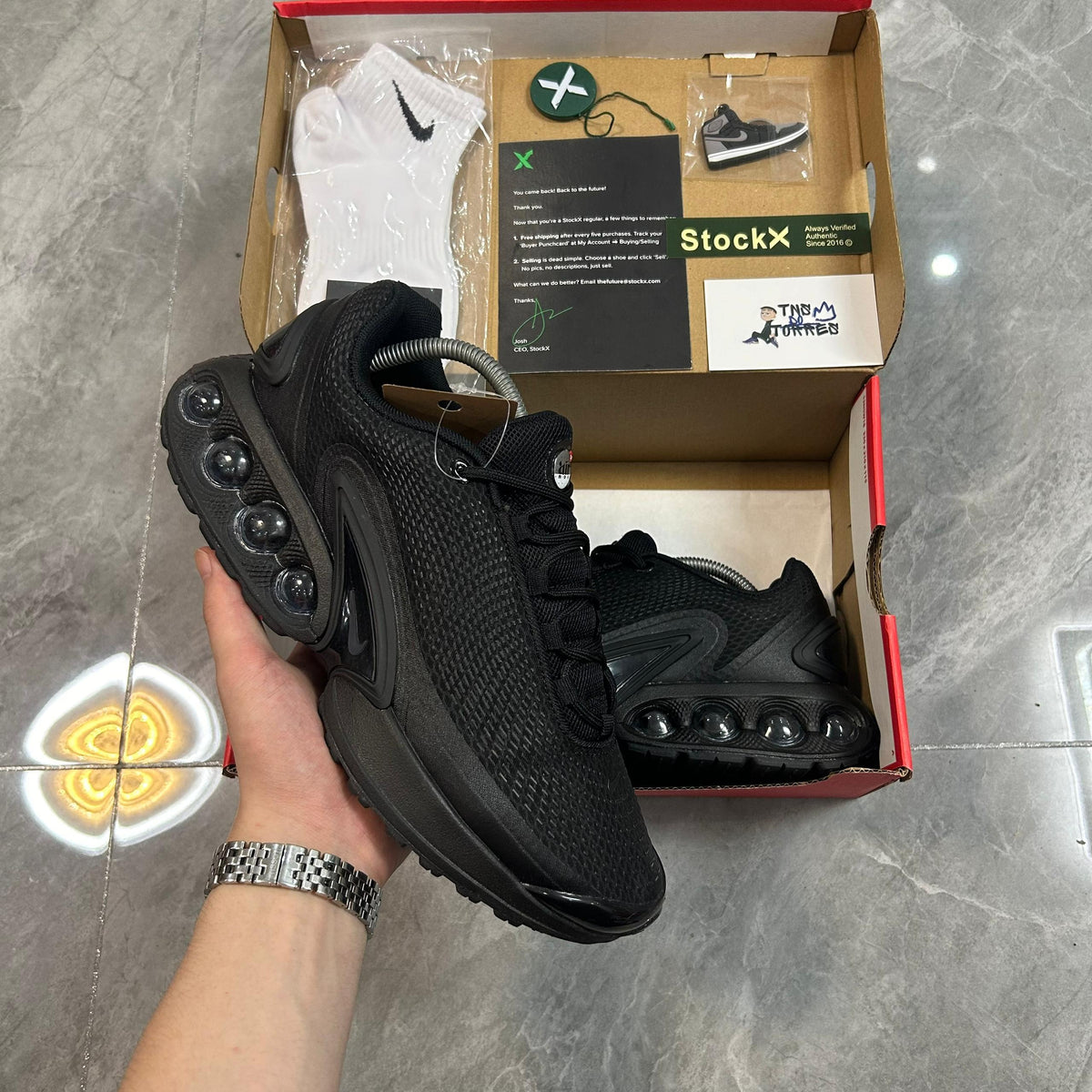Air Max DN "Triple Black"
