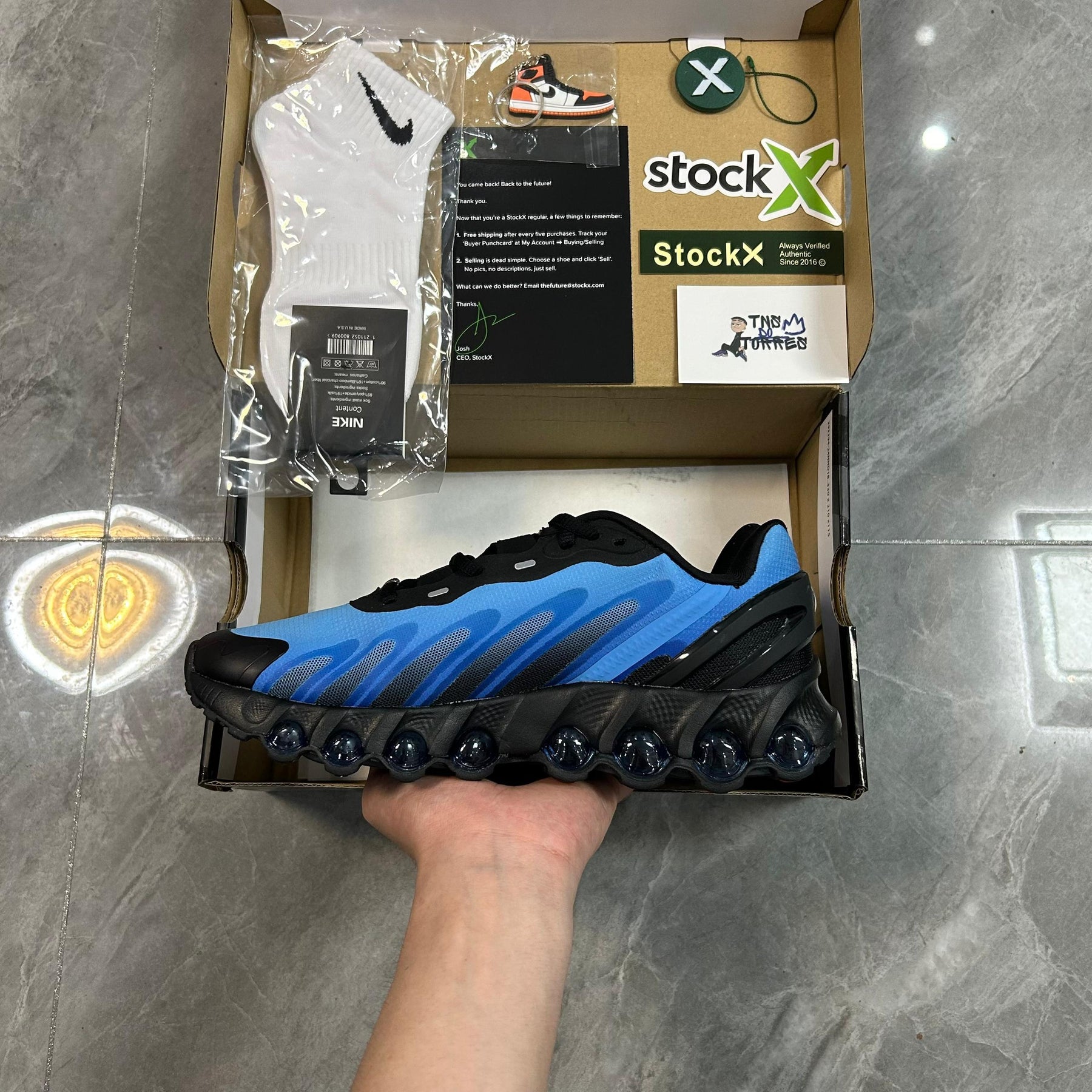 Air Max DN8 "Hyper Royal"