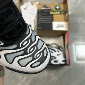 Air Max Plus Drift "Yin Yang"