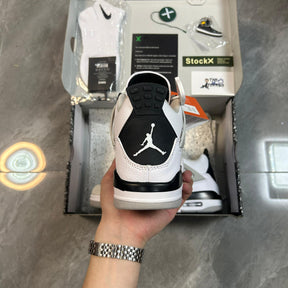 Nike Air Jordan 4 Retro 'Military Black'