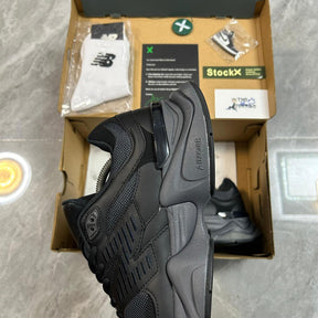 New Balance 9060 Triple Black