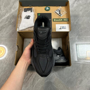 New Balance 9060 Triple Black