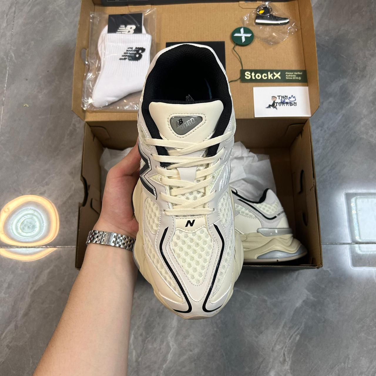 New Balance 9060 Turtledove Black Silver Metallic