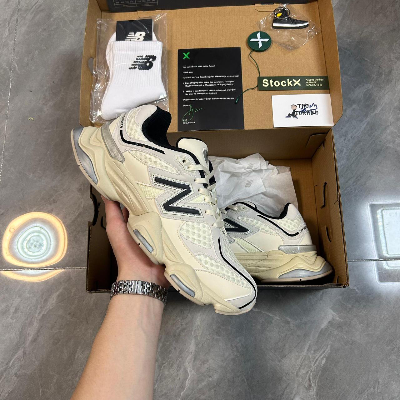 New Balance 9060 Turtledove Black Silver Metallic