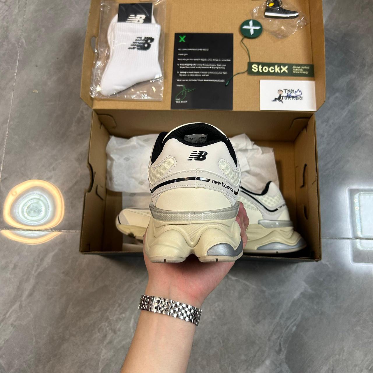 New Balance 9060 Turtledove Black Silver Metallic