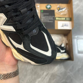 New Balance 9060 Black