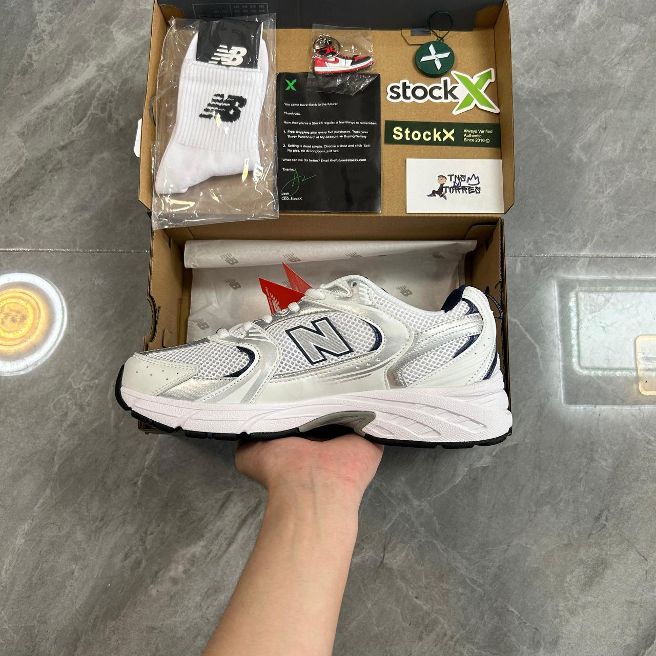 New Balance 530 White Silver Navy