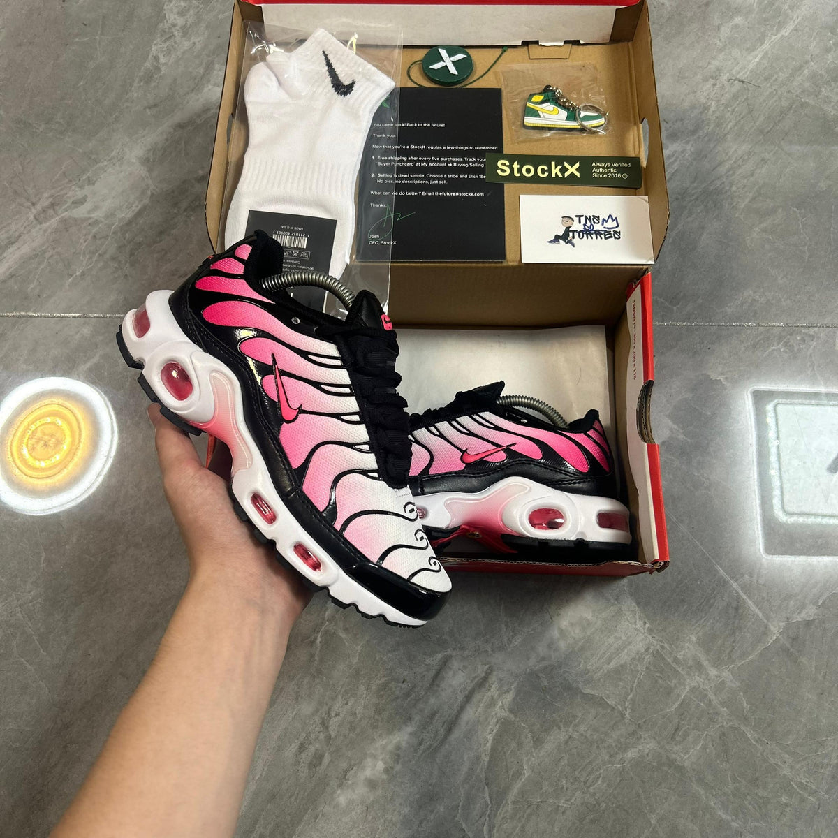 Air Max Plus TN 1 “Hot Punch”