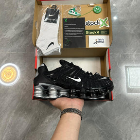 Nike Shox TL Preto/Prata