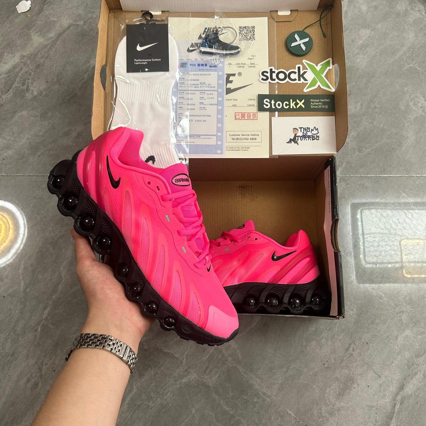 Air Max DN8 "Hyper Pink"