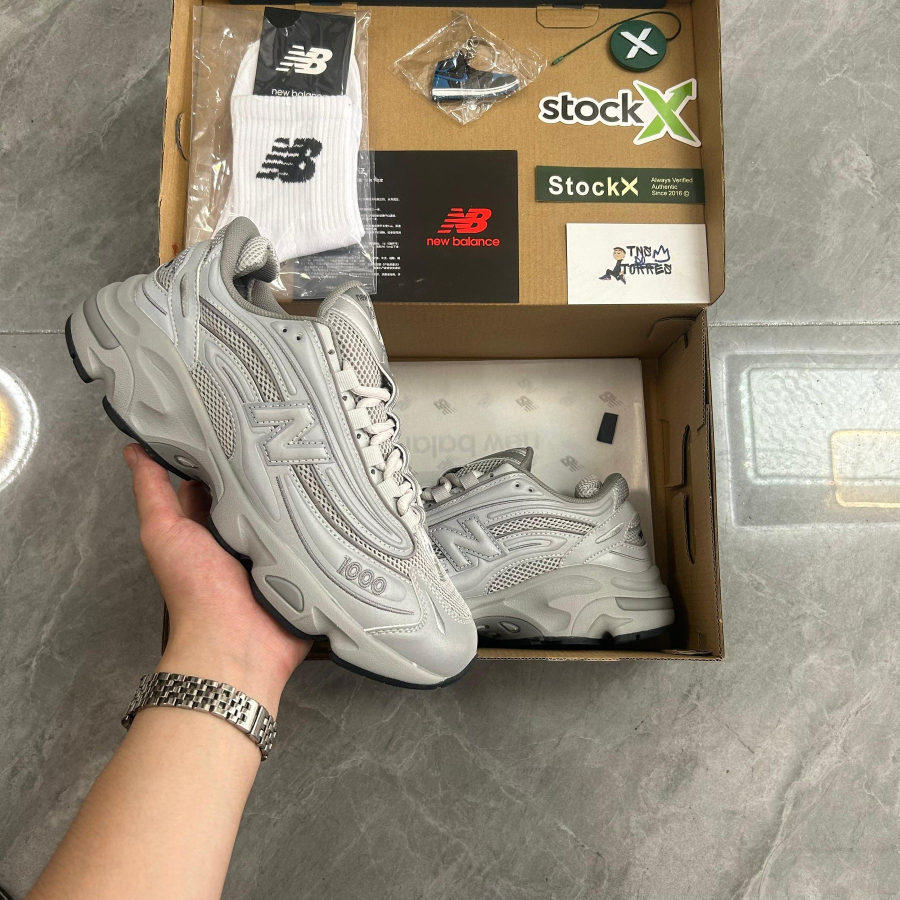 New Balance 1000 Silver Metallic