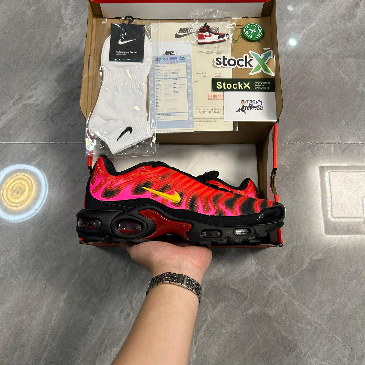 Nike Supreme x Air Max Plus TN1 University Red