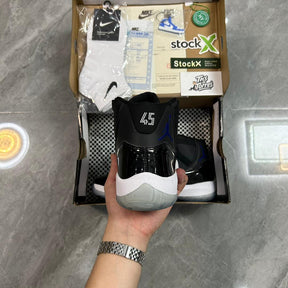 Nike Air Jordan 11 Retro 'Space Jam' 2016