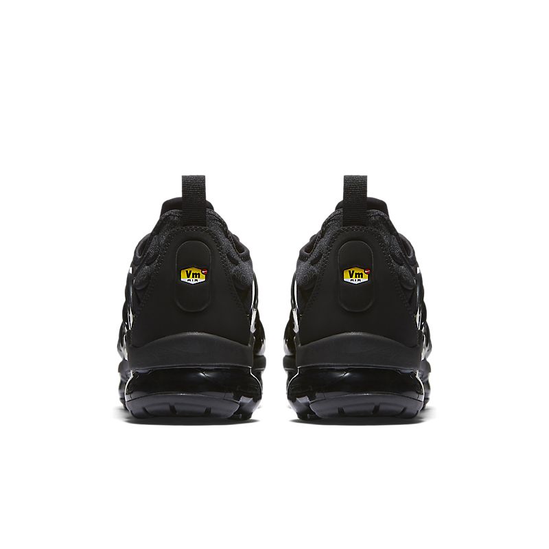 Vapormax Plus "Triple Black"